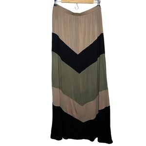 Bobeau Chevron Stripe Earth Tones Flowy Maxi Skirt Women Size Medium